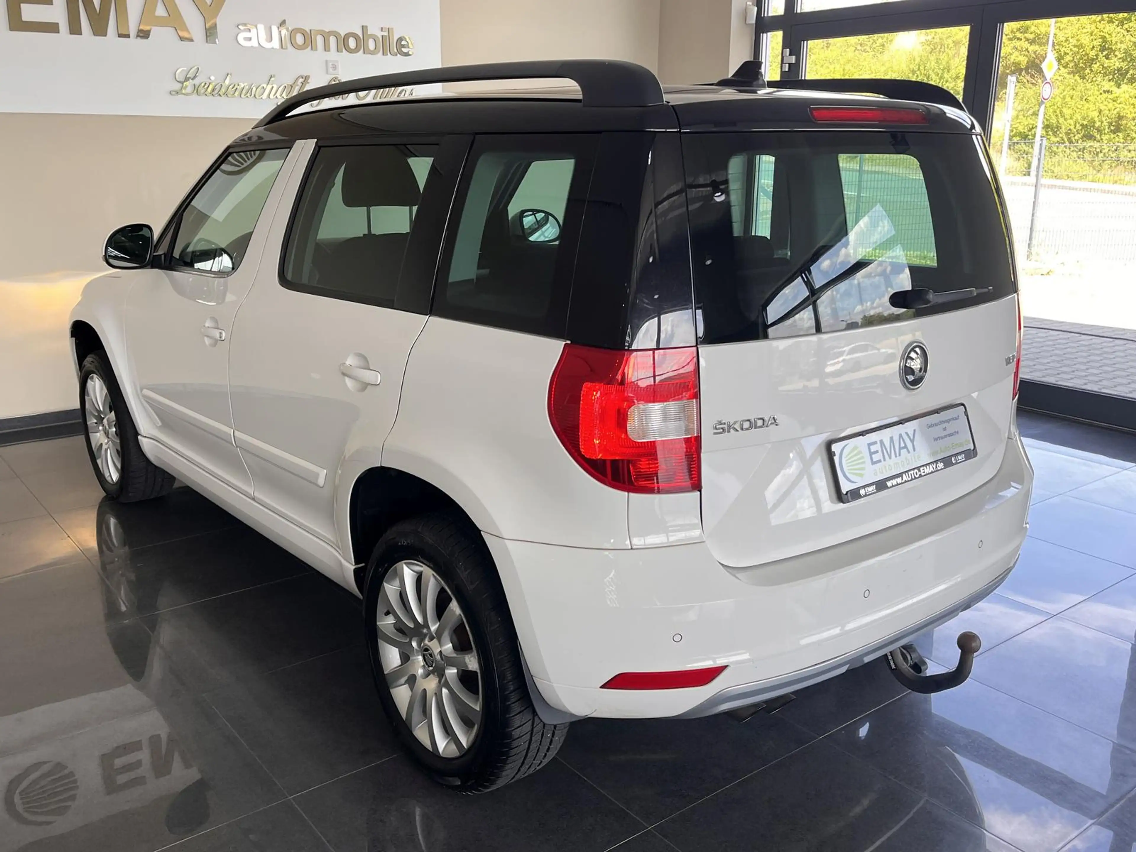 Skoda Yeti 1.4 TSI DSG Ambition /P.Dach/Navi/A.Kup.// — photo 9