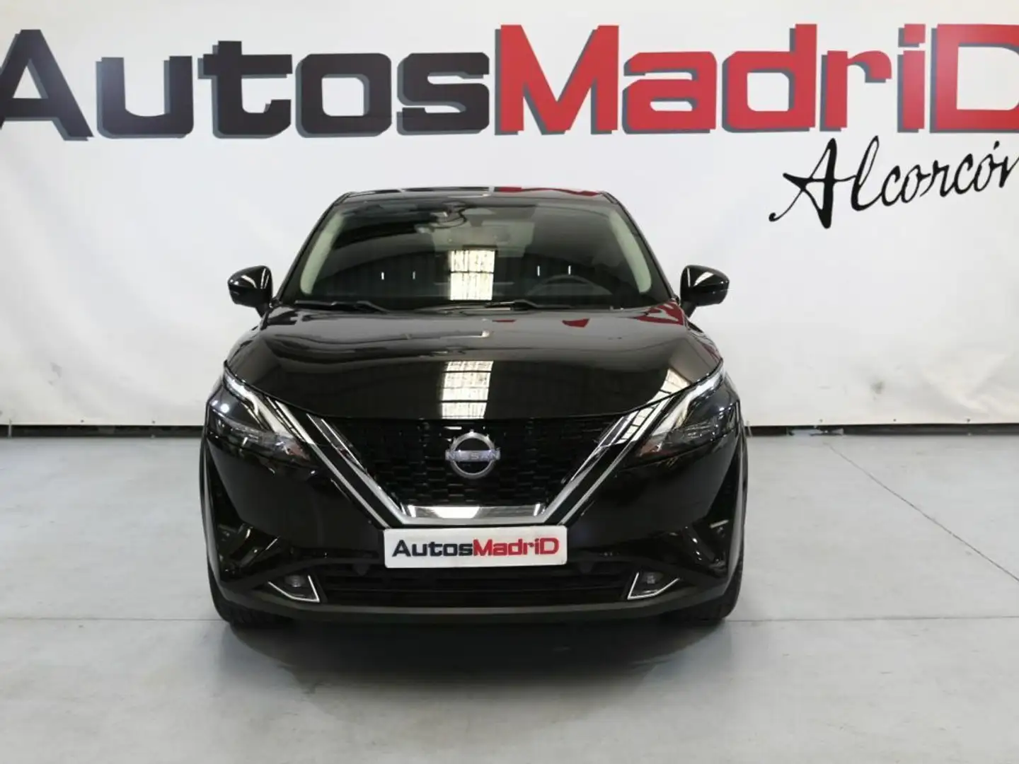 Nissan Qashqai DIG-T 103kW (140CV) mHEV 4x2 Tekna Noir - 2