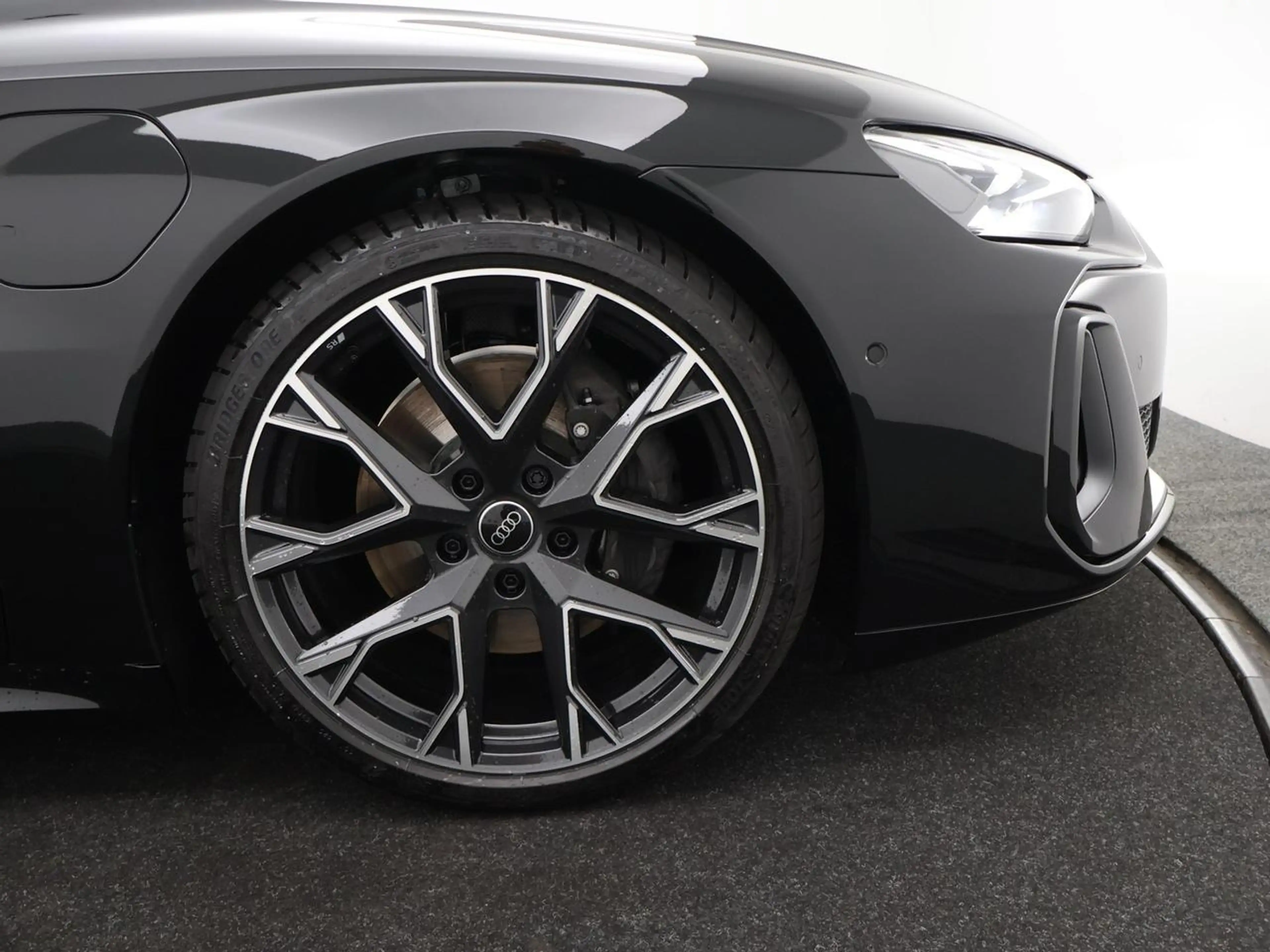 Audi e-tron GT 105 kWh Quattro Corporate *DEMO* — photo 9