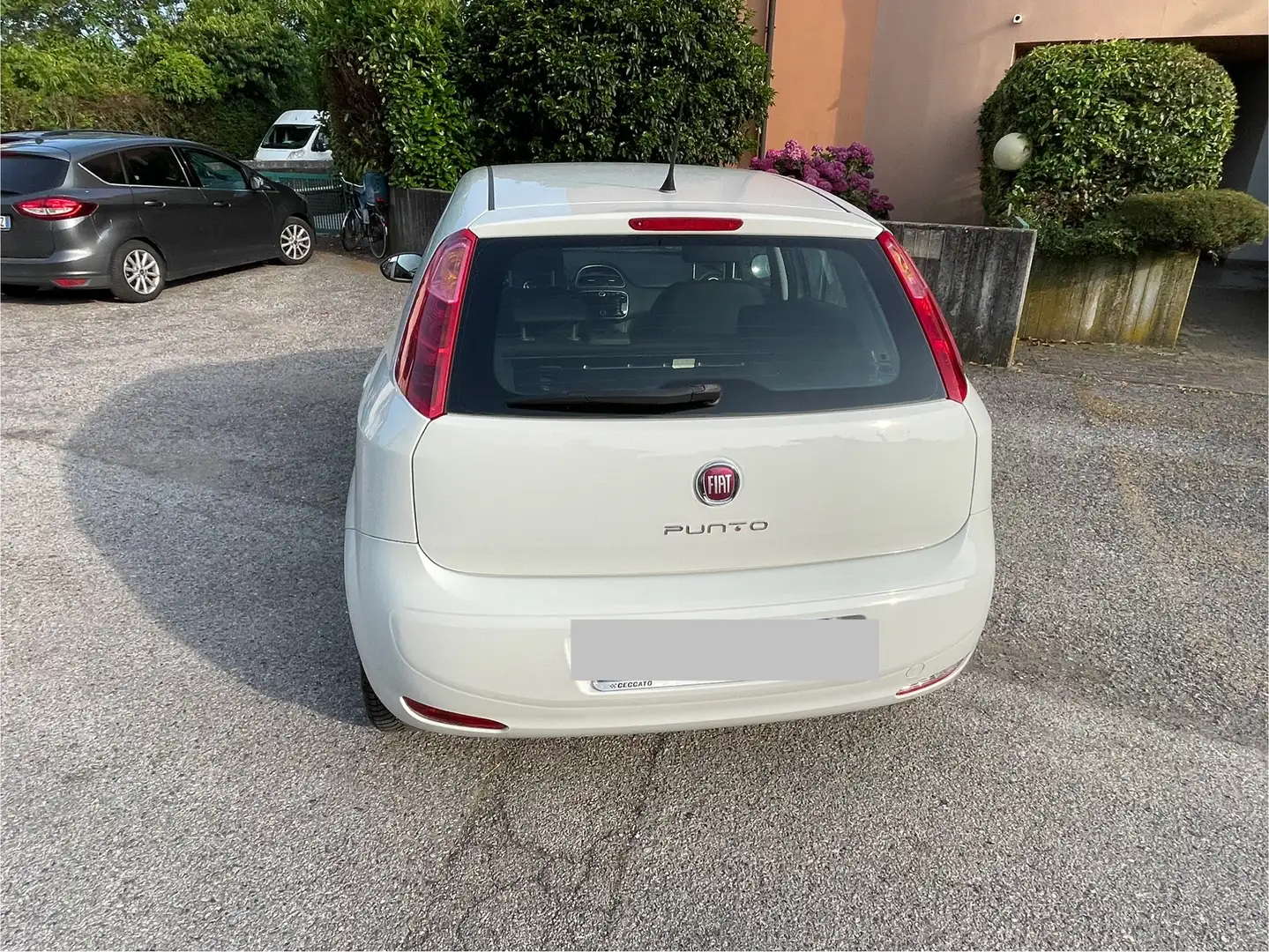 Fiat Punto 5p 1.4 natural power Street (easy) 70cv - 2