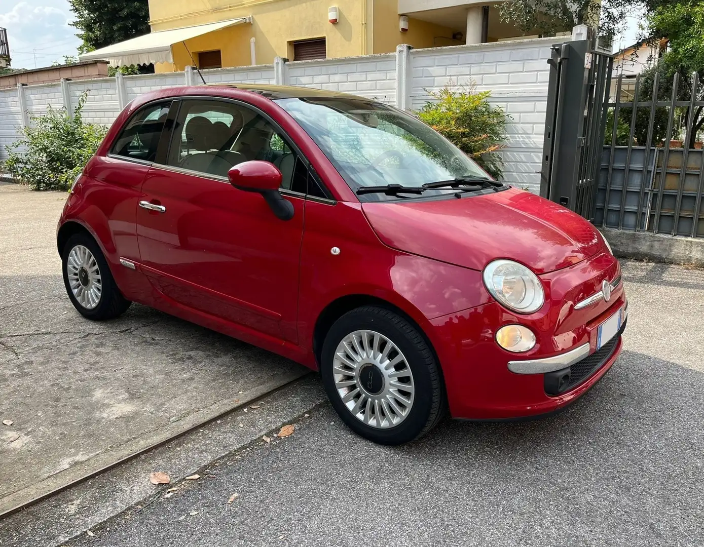 Fiat 500 1.2 Lounge 69cv *TETTO PANORAMICO* Rosso - 1