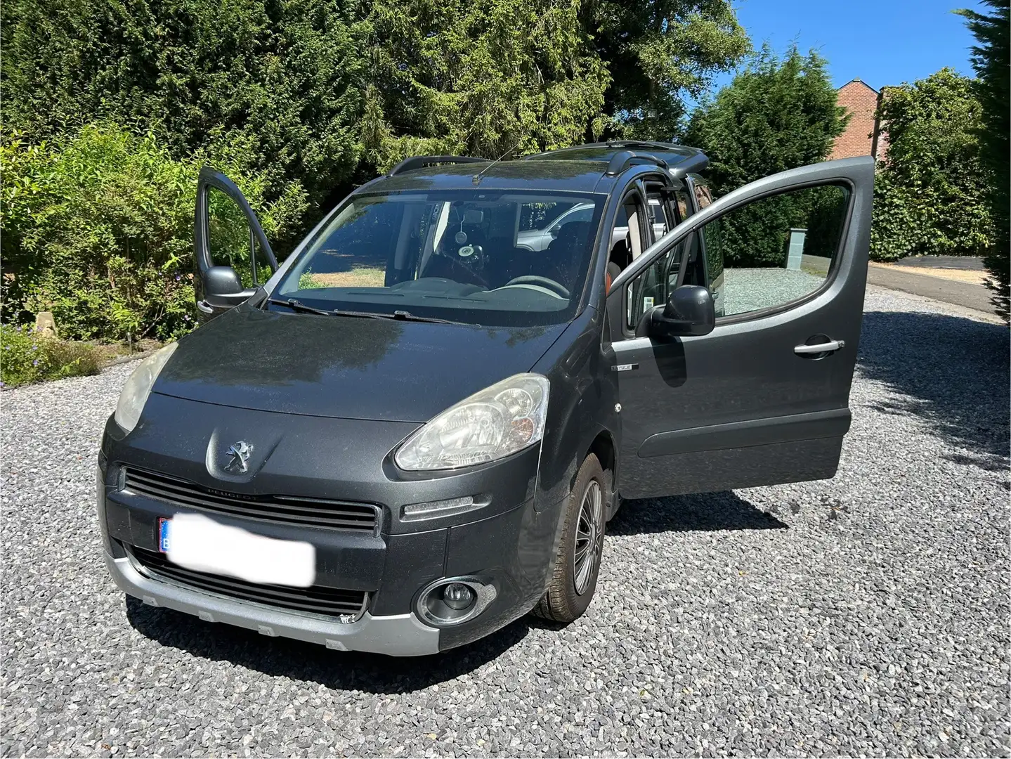 Peugeot Partner Tepee 1.6 e-HDi Style STT - 1