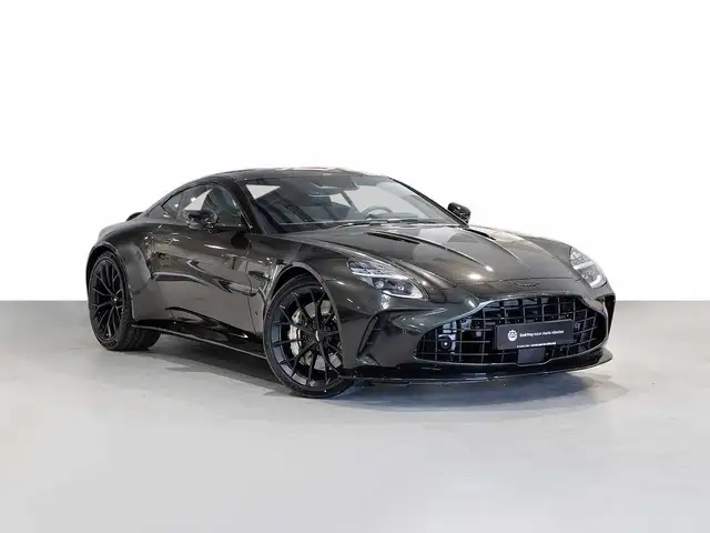 Aston Martin V8