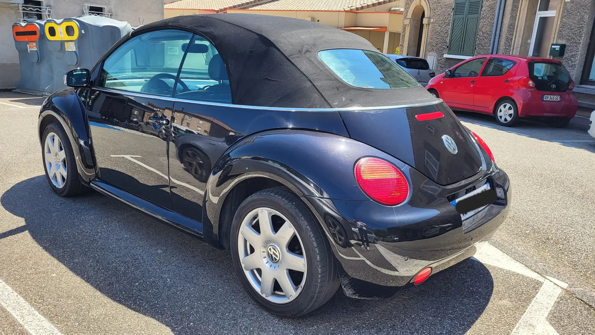 Volkswagen New Beetle New Beetle Cab 1.8 T Carat Noir - 2