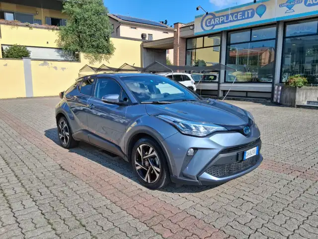 Toyota C-HR+ view 7