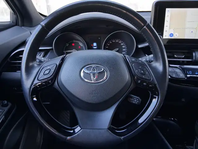 Toyota C-HR+ view 12
