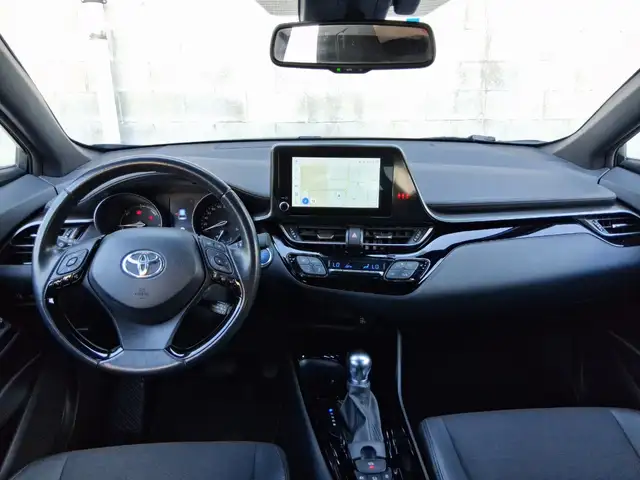 Toyota C-HR+ view 11