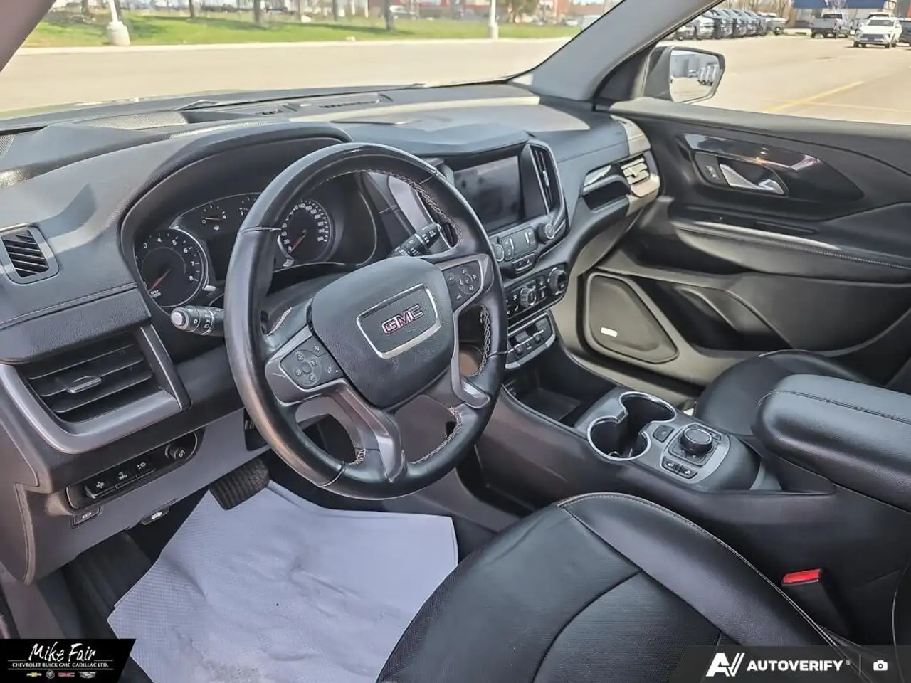GMC Terrain снимка GMC Terrain