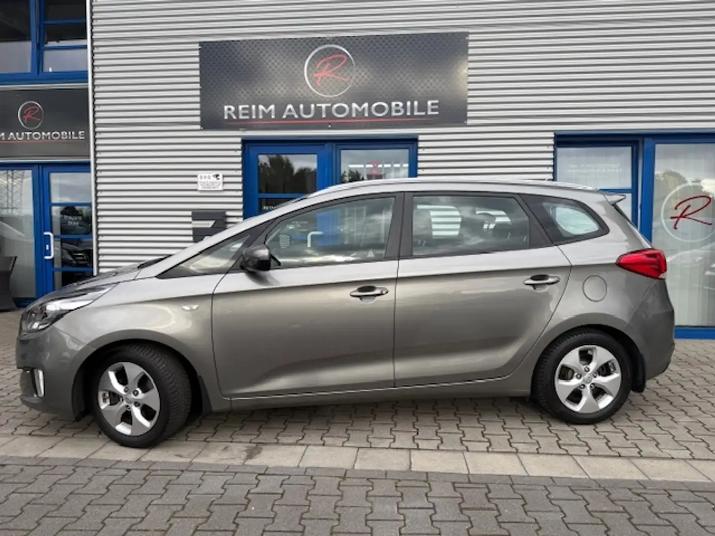 Kia Carens 1,7 CRDi "Edition 7" *TEMPOMAT*BLUETOOTH* Silber - 2