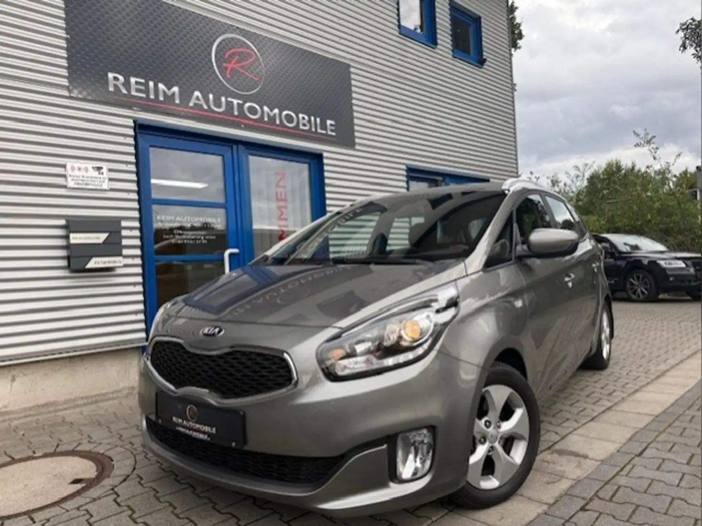 Kia Carens 1,7 CRDi "Edition 7" *TEMPOMAT*BLUETOOTH* Silber - 1