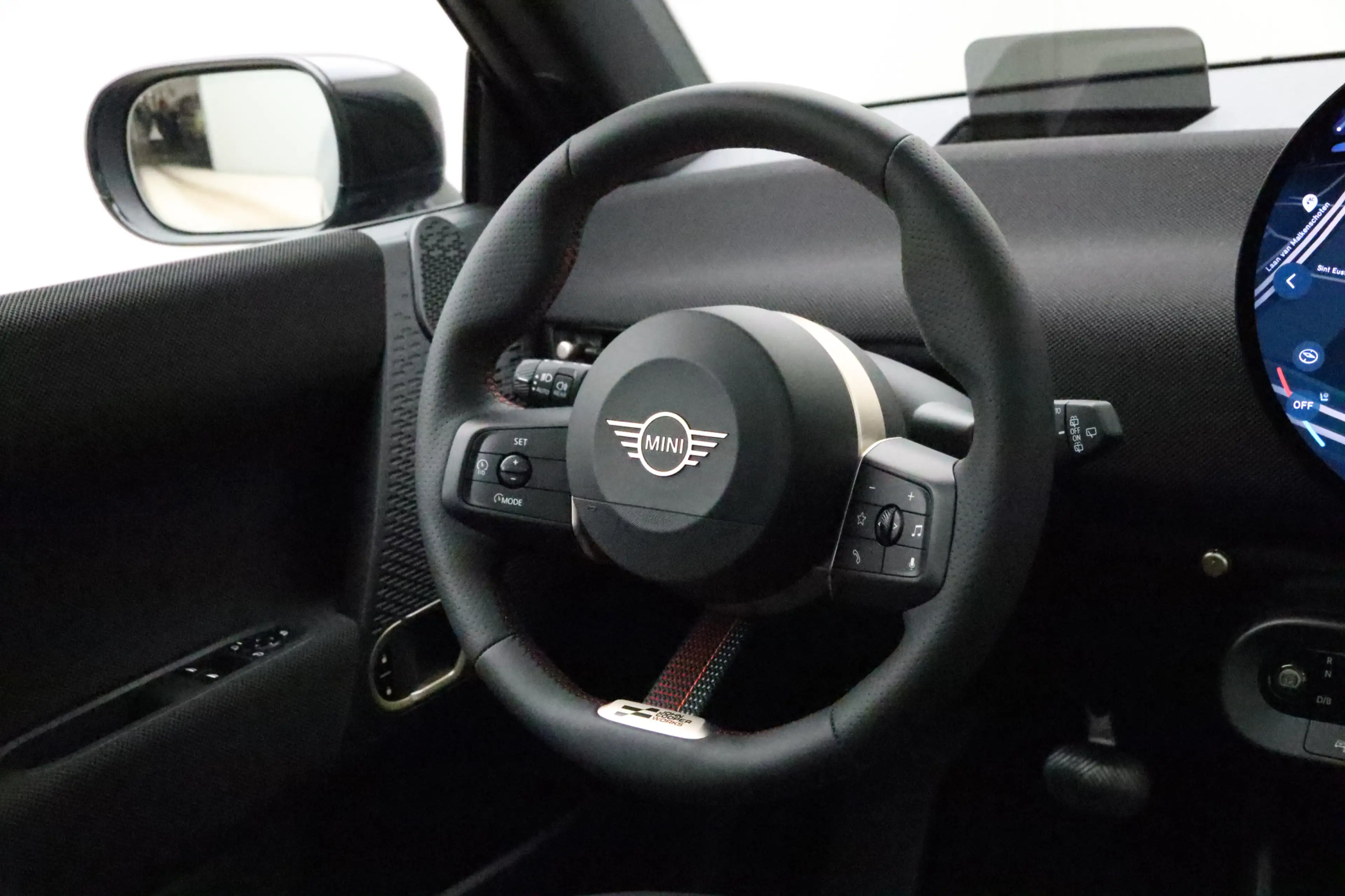 MINI Cooper E John Cooper Works Pakket M PRIVATE LEASE EUR 513,- — photo 2