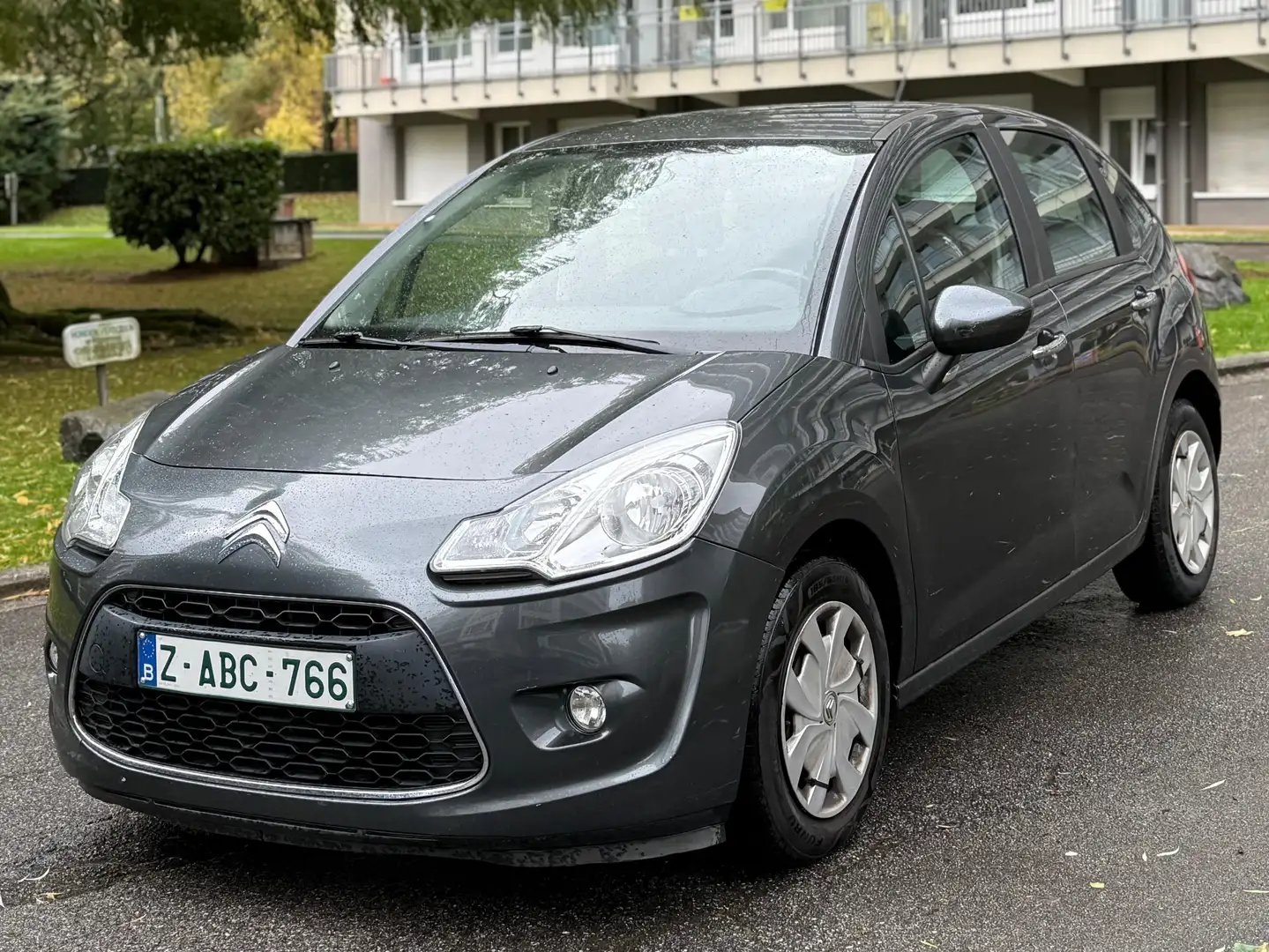 Citroen C3 C3 1.0 VTi Attraction Gris - 1