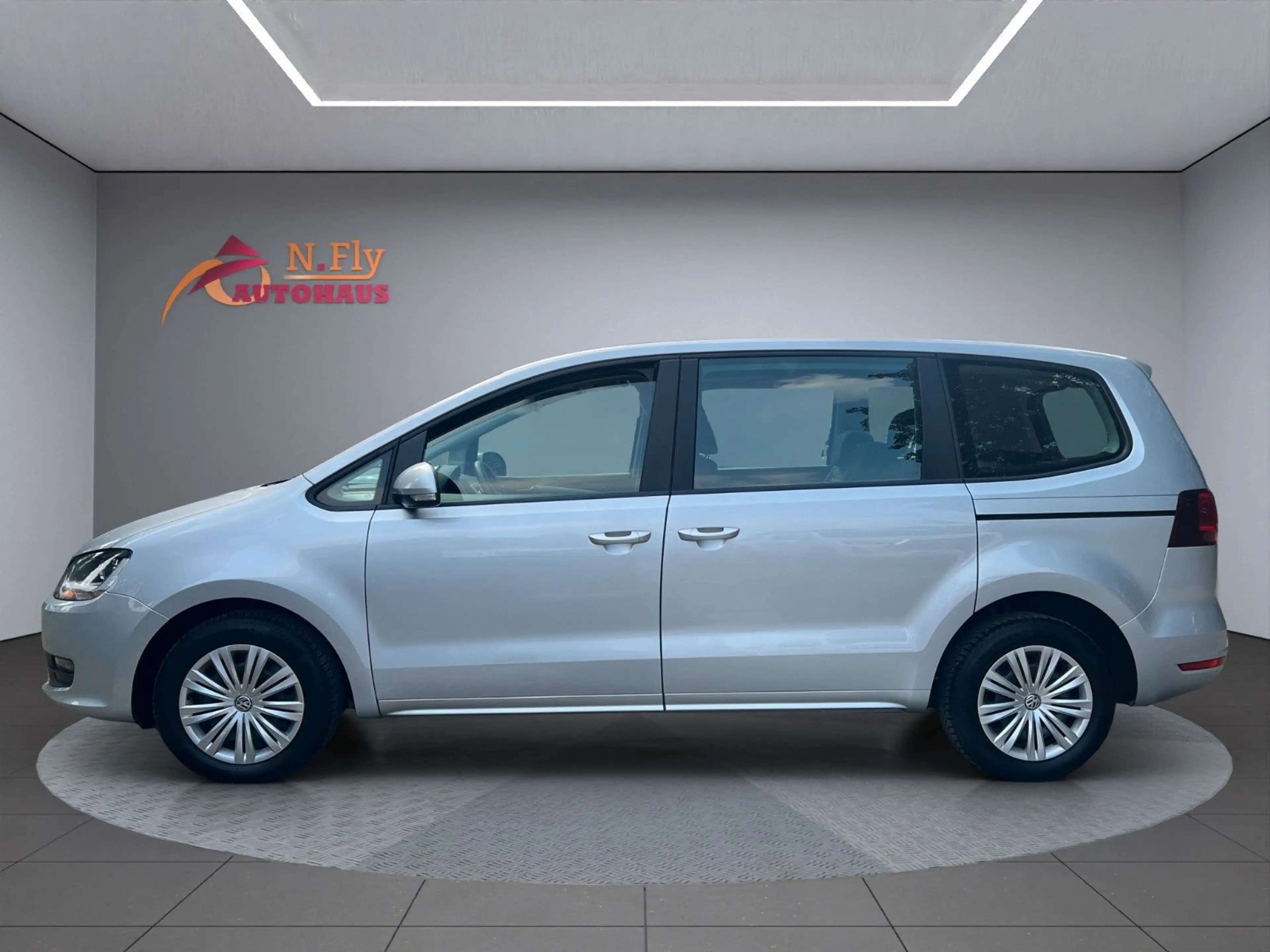 Volkswagen Sharan Trendline BMT/Start-Stopp 1.Hand — photo 2