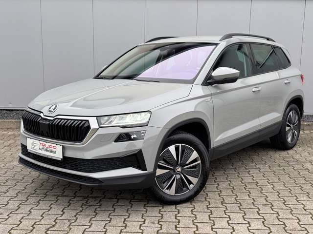 Imagine Skoda Karoq Tour 4x4 2.0TDI/LED/AHK/VIRTUAL/R-KAM/4xSH