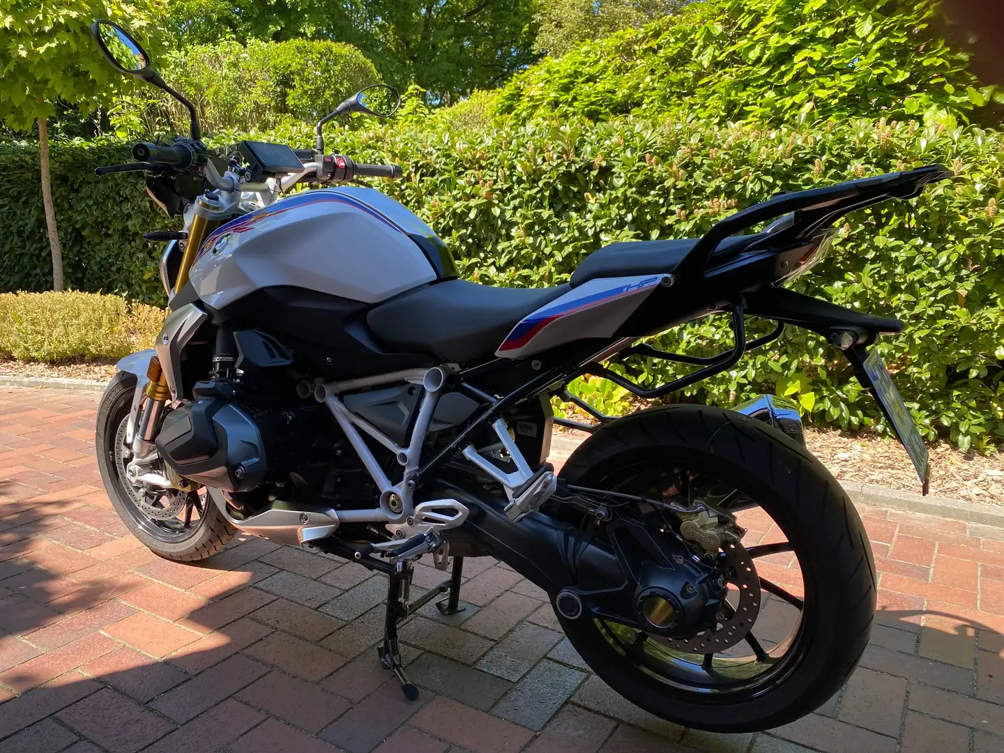 BMW R 1250 R Style HP, inkl. Koffersatz/Topcase, Navi, etc. Weiß - 2