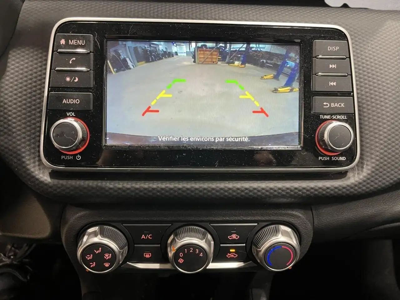 Nissan Kicks снимка Nissan Kicks