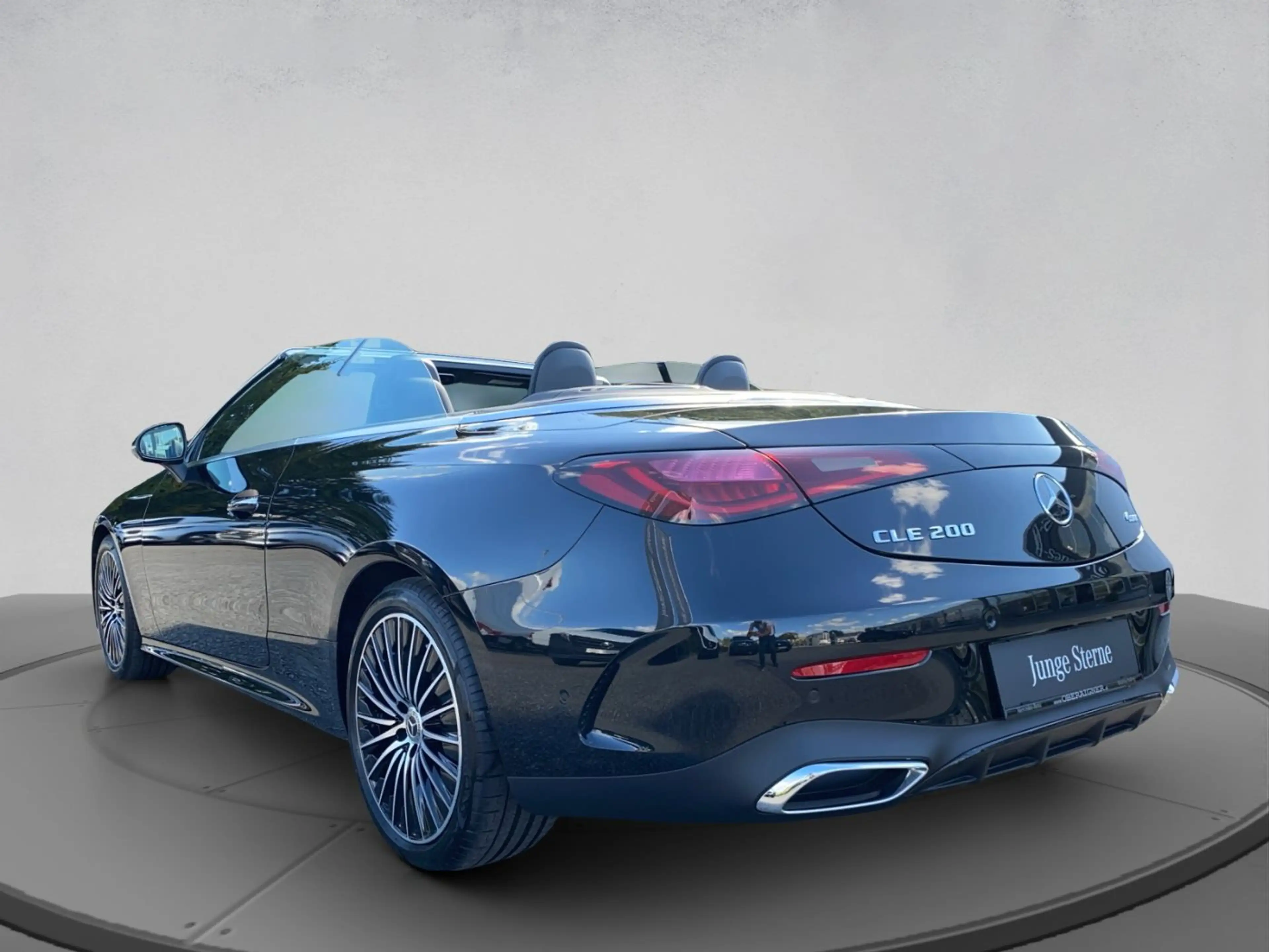 Mercedes-Benz CLE 200 4MATIC Cabriolet AUT Klima — photo 13
