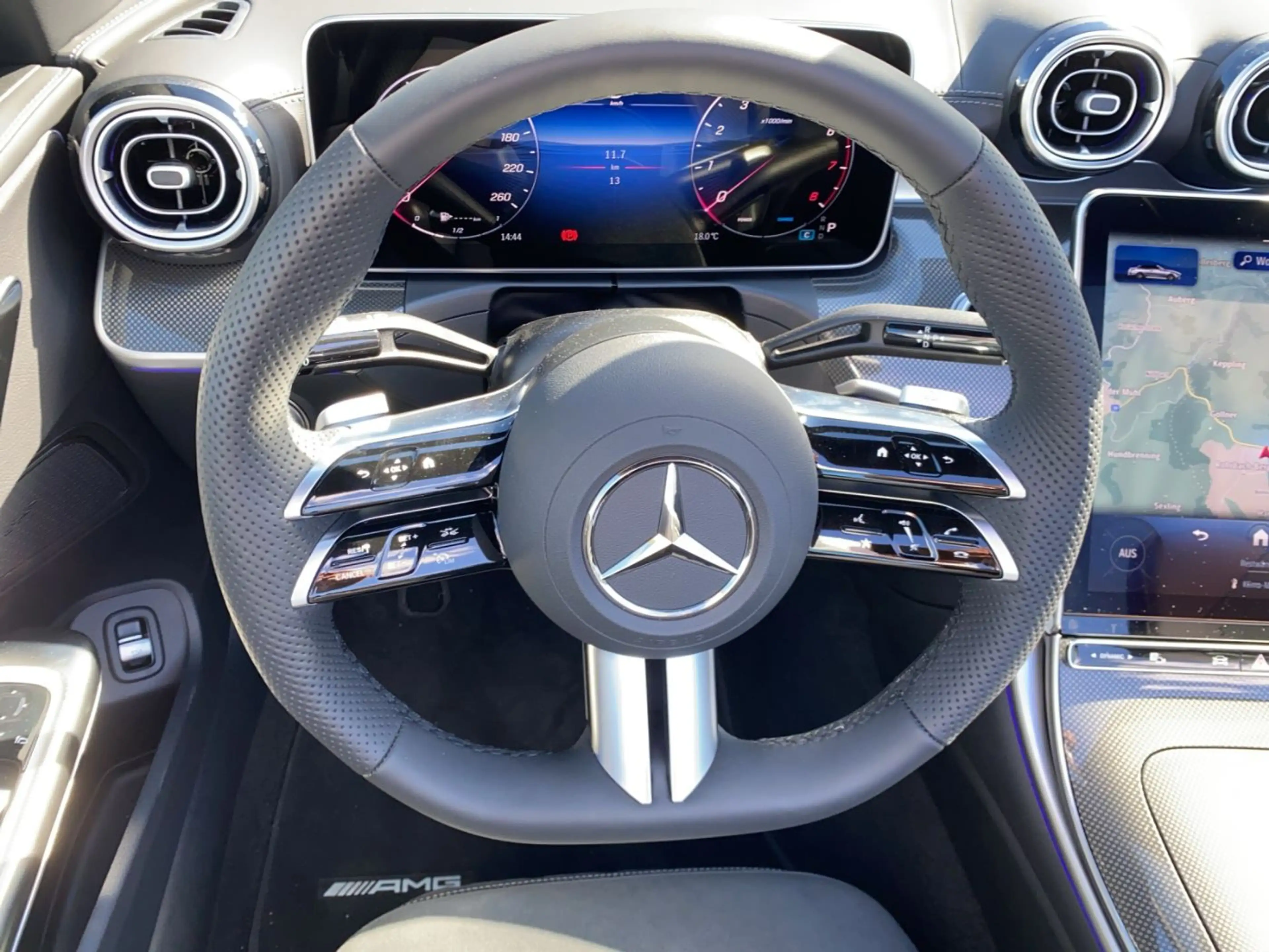Mercedes-Benz CLE 200 4MATIC Cabriolet AUT Klima — photo 8