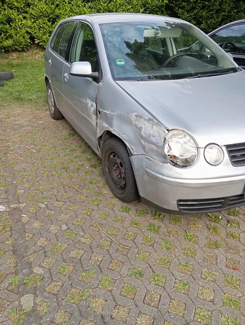 Volkswagen Polo 1.4 TDI Cricket - 2