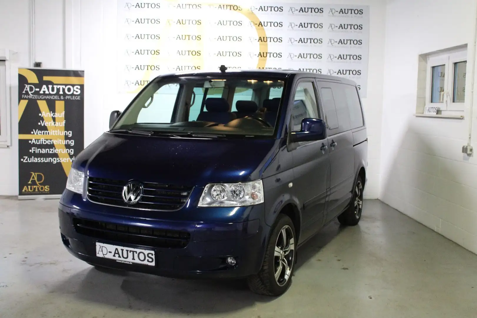 Volkswagen T5 Multivan 3,2 V6+NAVI+SHZ+PDC+AHK+LPG+TISCH+ Blau - 1
