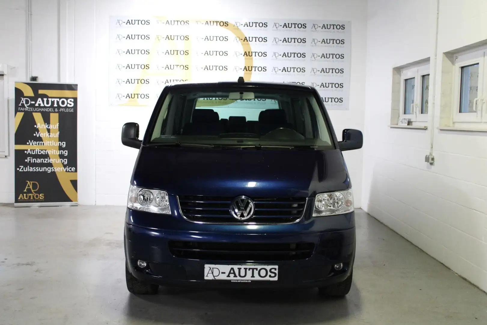 Volkswagen T5 Multivan 3,2 V6+NAVI+SHZ+PDC+AHK+LPG+TISCH+ Blau - 2