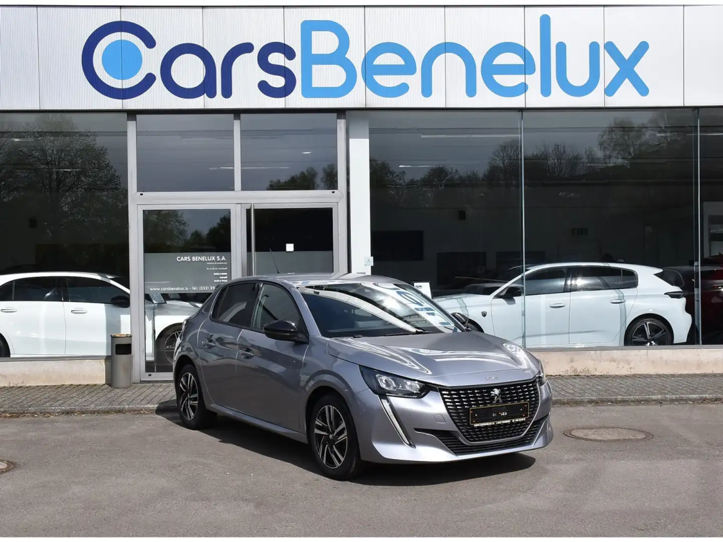 Peugeot 208 1.2 PureTech Allure REGUL GPS LANE CAM 1° MAIN Argent - 1