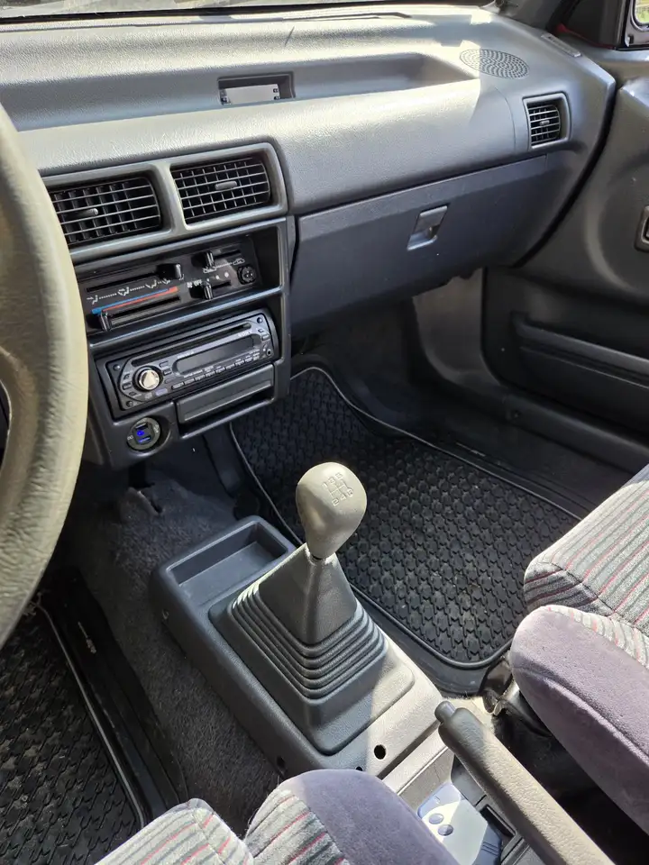 Daihatsu Charade 3p 1.0 GT ti, foto 6