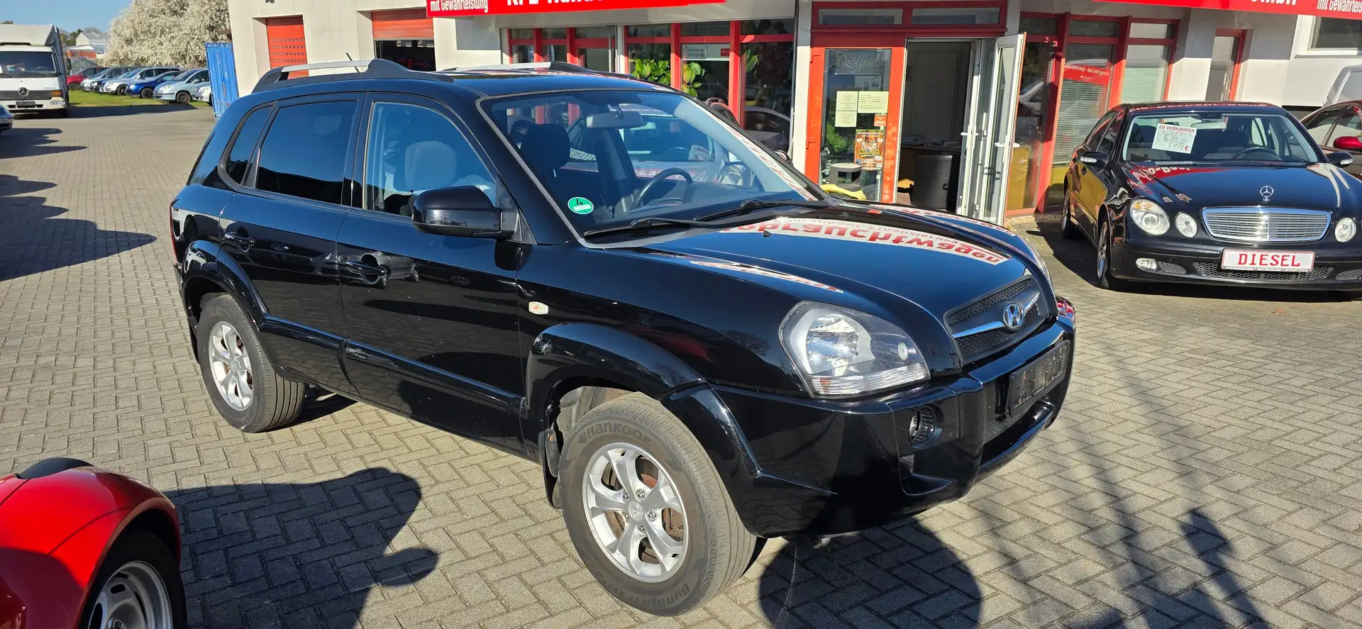 Hyundai TUCSON 2.0 2WD GLS 2.Hand * AHK * TÜV Schwarz - 2