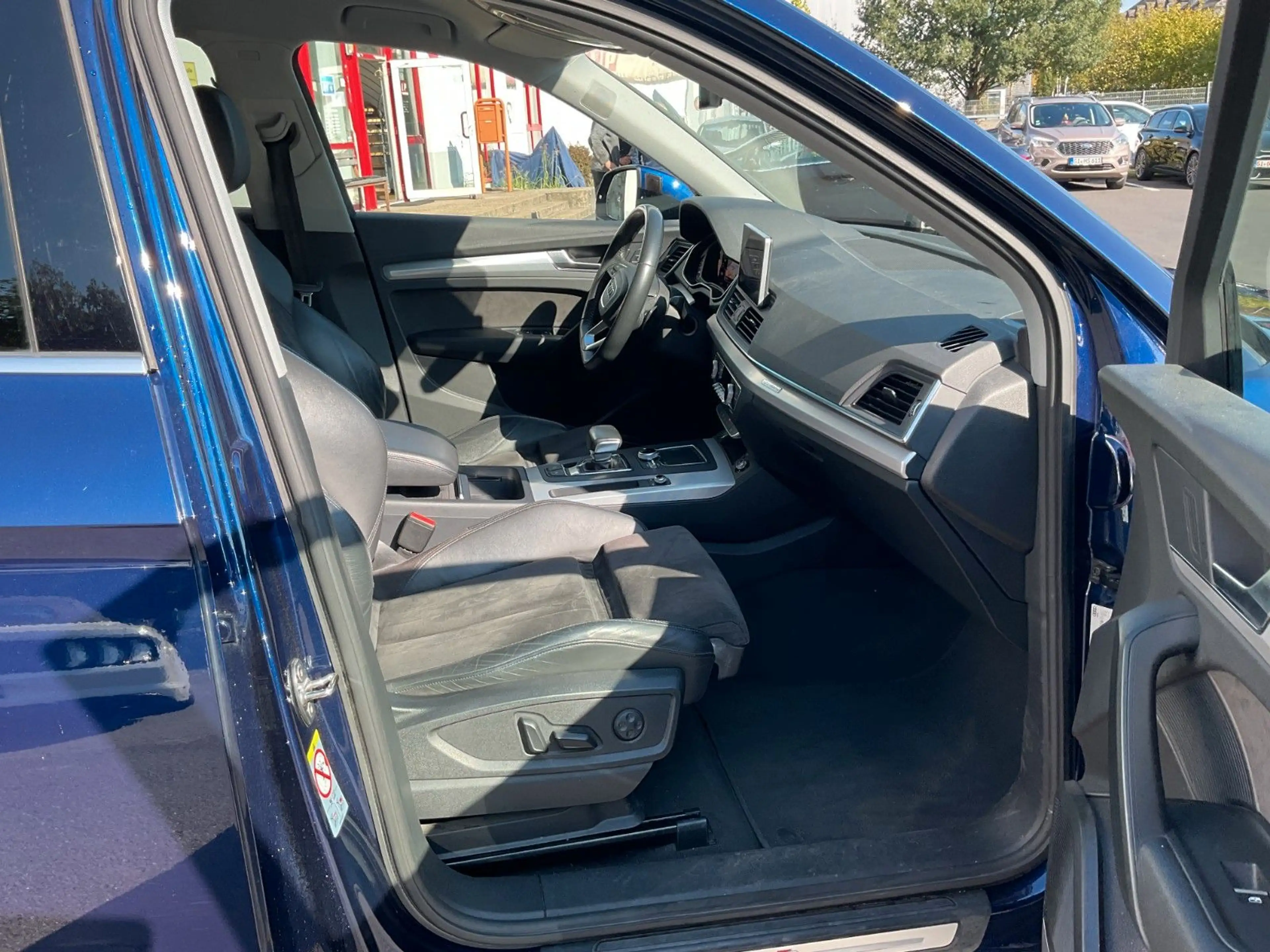 Audi Q5 3.0 TDI Quattro B&O S Line AHK LED Kamera — photo 12