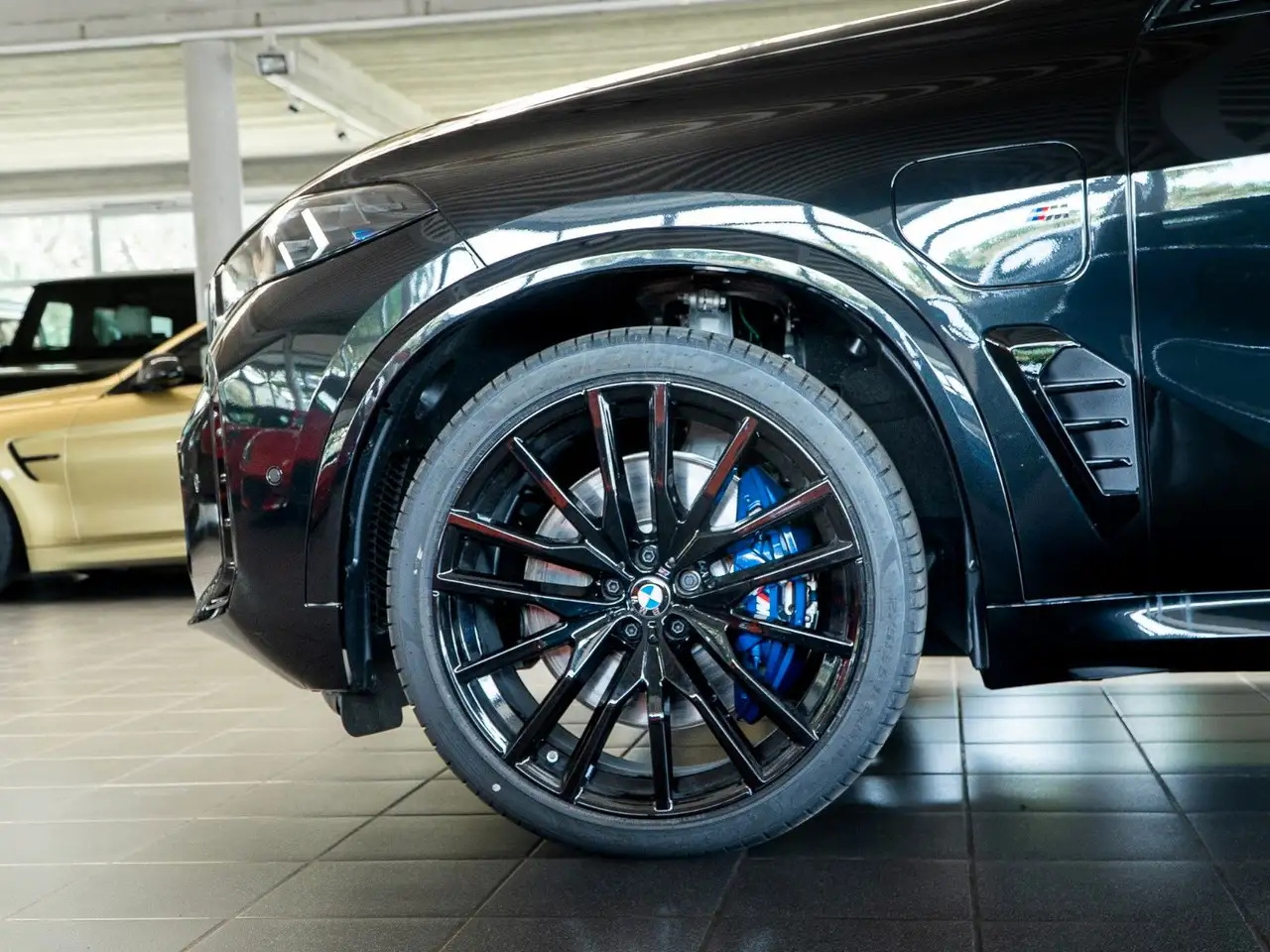 BMW X5 50e M Sport Memo B&W AHK Carbon Pano 5
