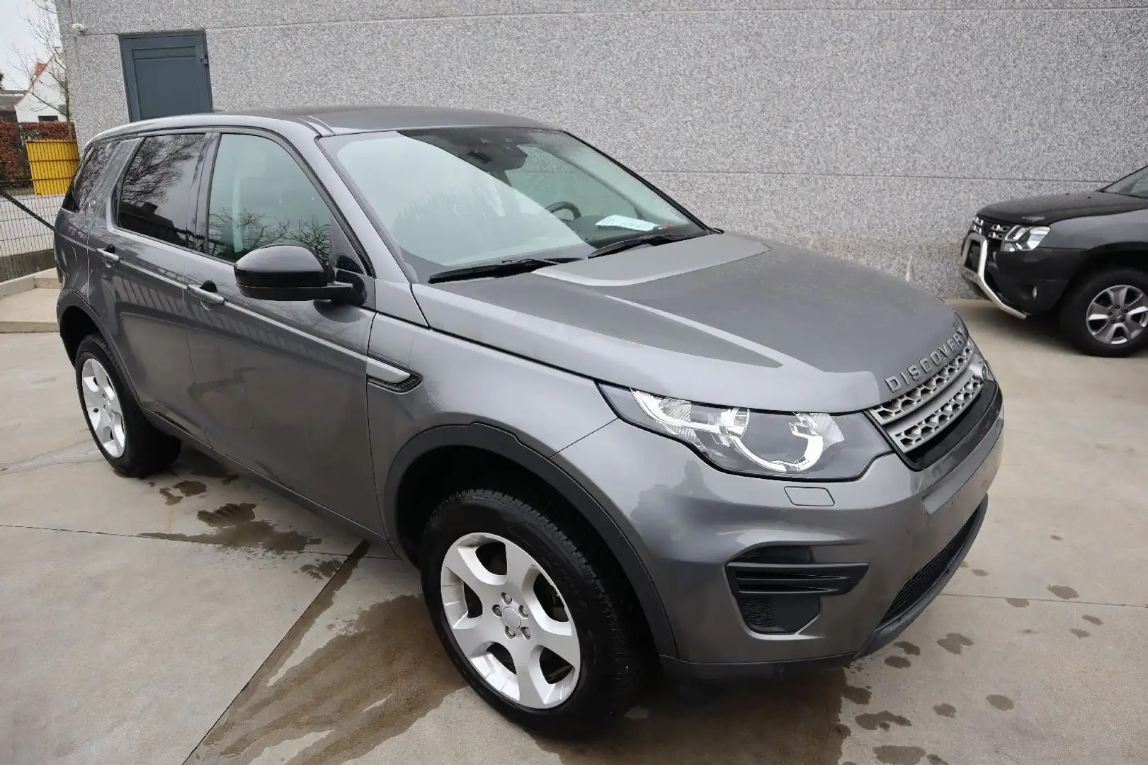 Land Rover Discovery 2.0 D Gris - 2