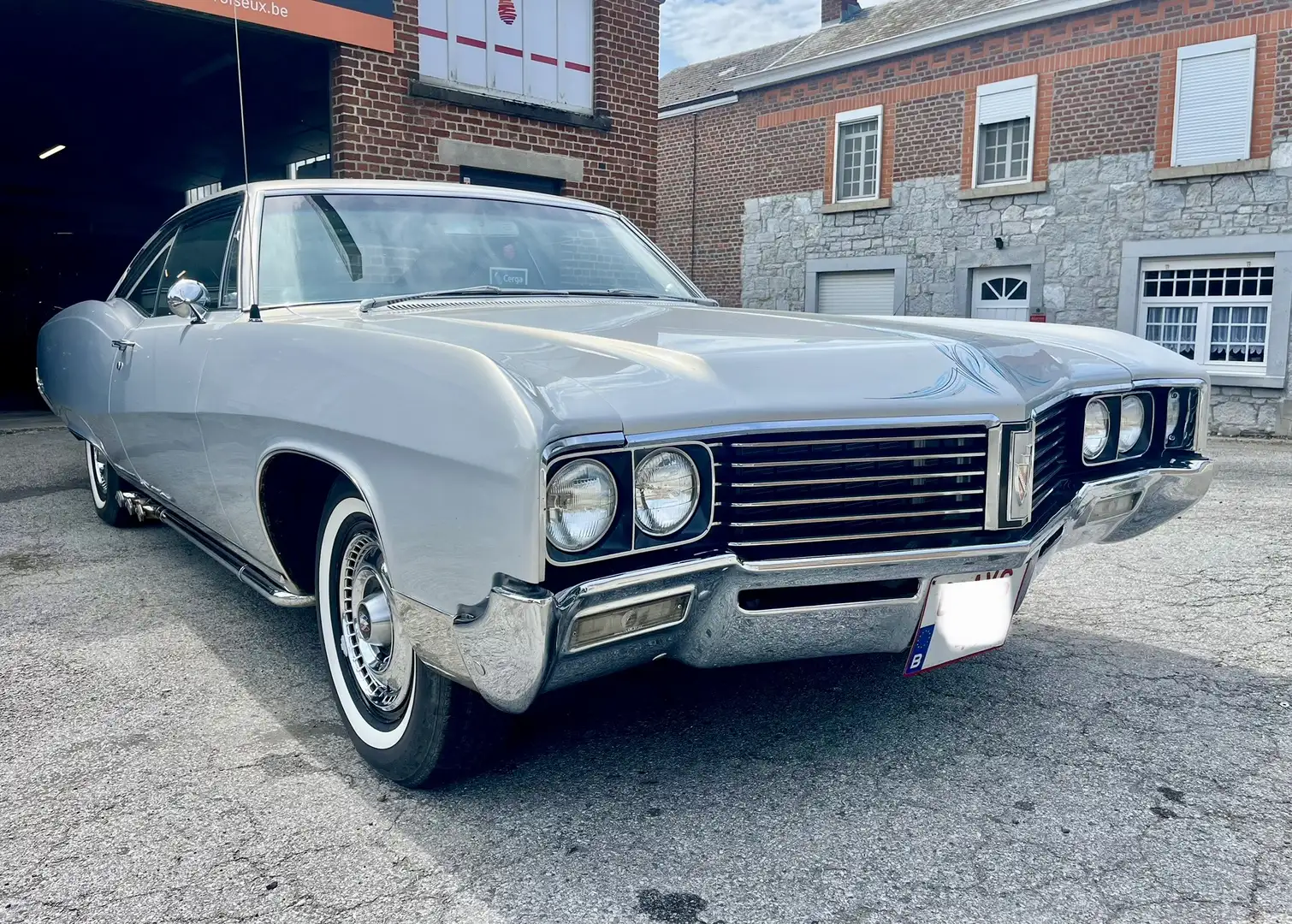 Buick Le Sabre LeSabre 400 // Restauration complete Argent - 1