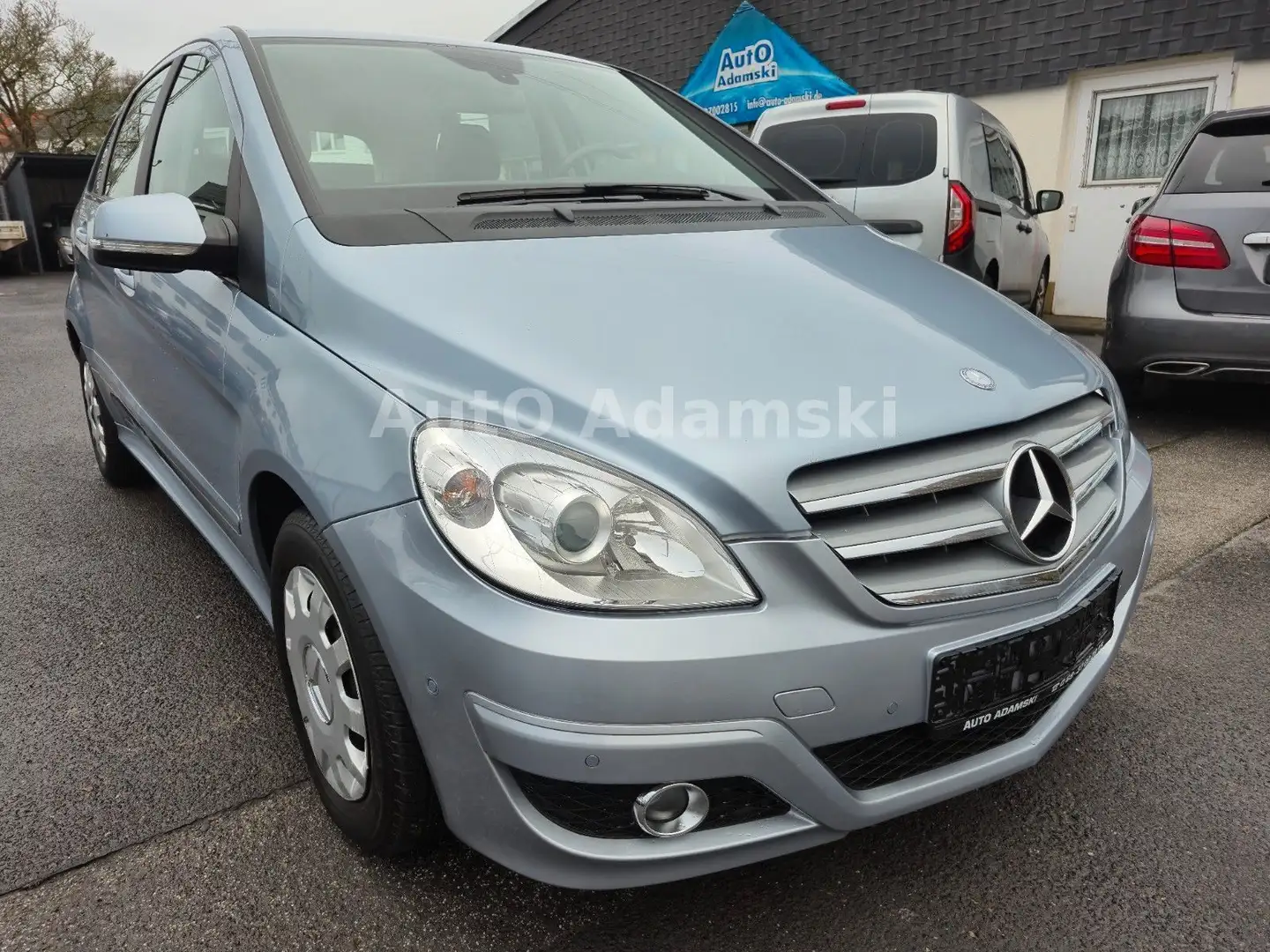 Mercedes-Benz B 180 Autotronic 1.Hand Parkassistent 75tkm Blau - 2