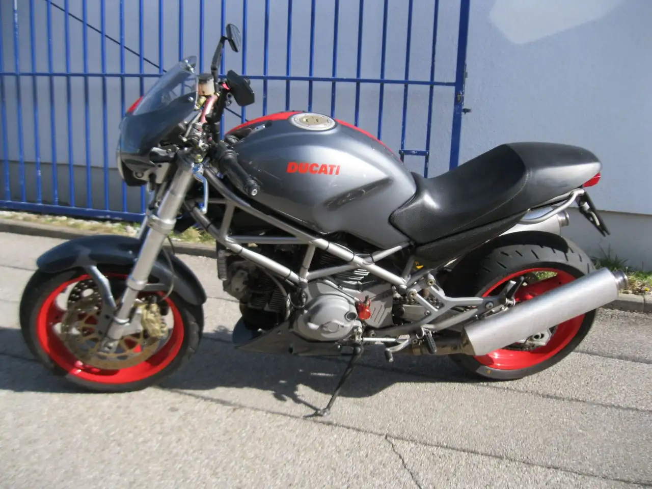 Ducati Monster 1000