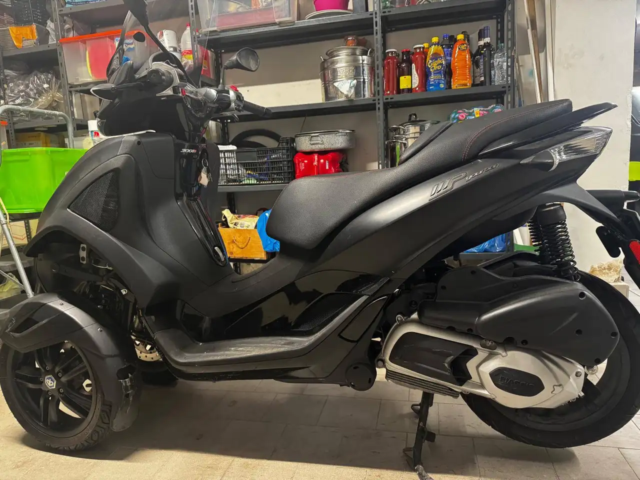 Piaggio MP3 300