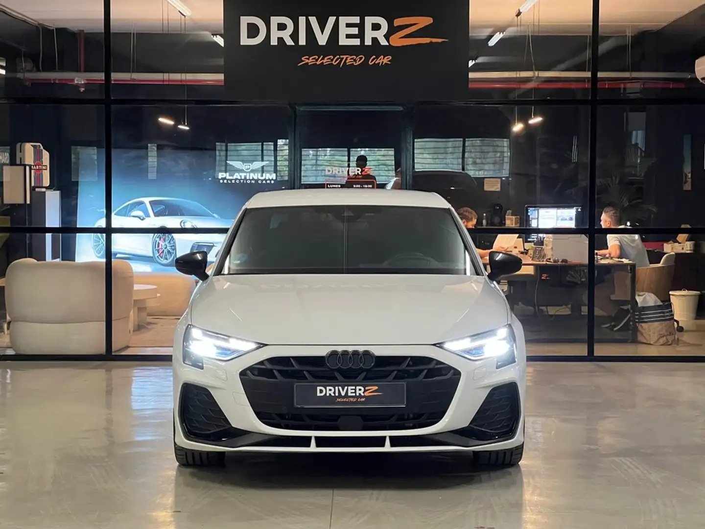 Audi A3 Sedan Black line 35 TFSI 110kW S tronic Blanco - 2