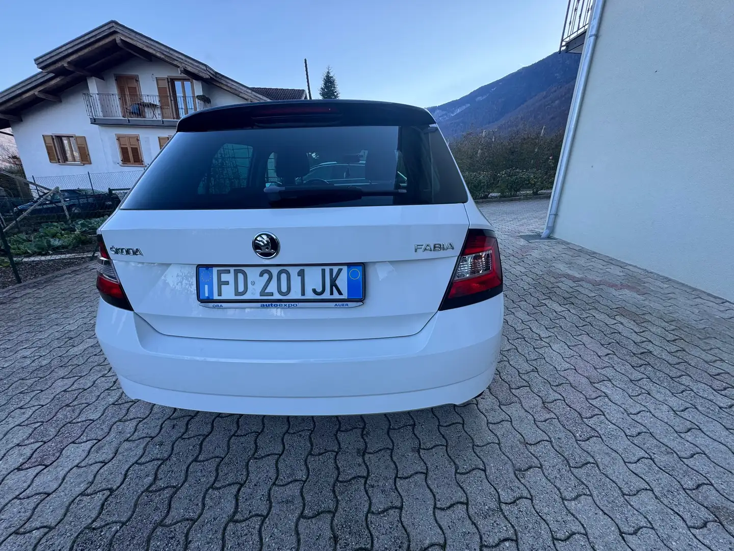 Skoda Fabia Skoda fabia 1.0 tsi white edition 55kw Bianco - 1