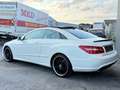 Mercedes-Benz E 250 CDI Coupe AMG Line *PANO*LEDER*H&K*KAMERA* Fehér - thumbnail 4