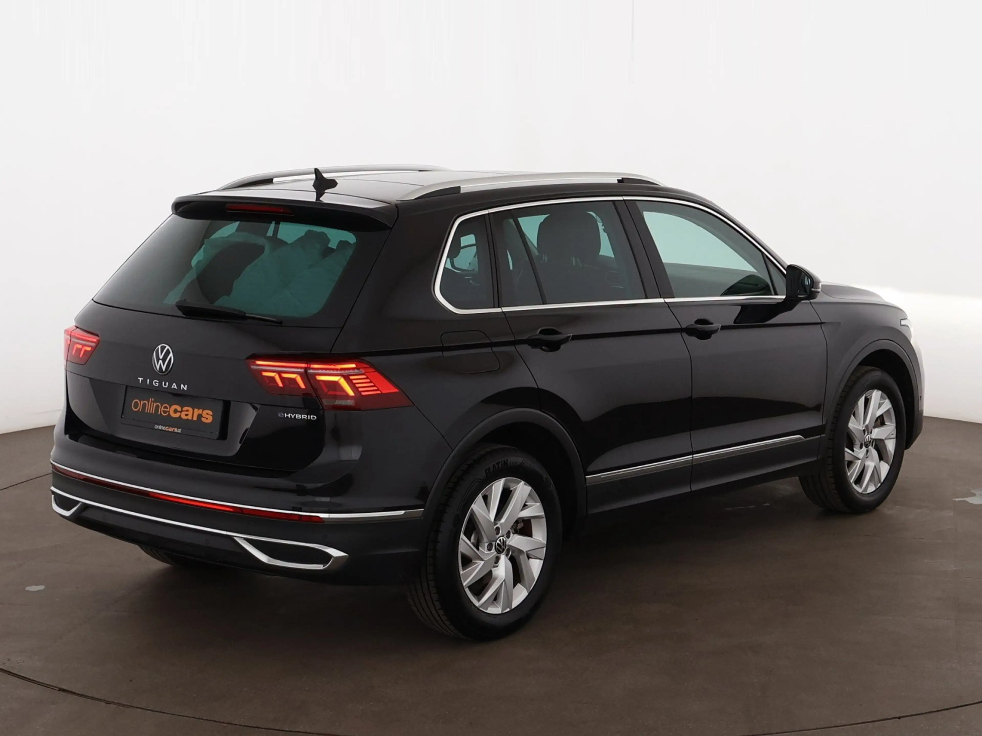 Volkswagen Tiguan 1.4 TSI PHEV Elegance Aut MATRIX SKY AHK — photo 8