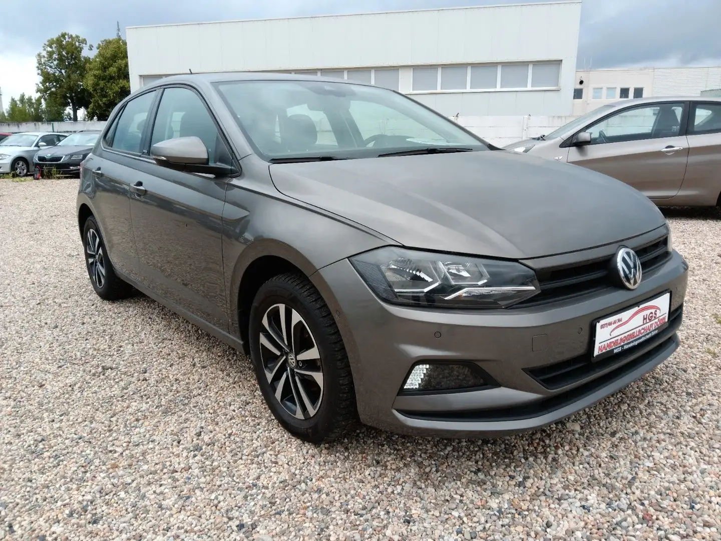 Volkswagen Polo VI United Klima Kamera PDC Alu DAB Gris - 2
