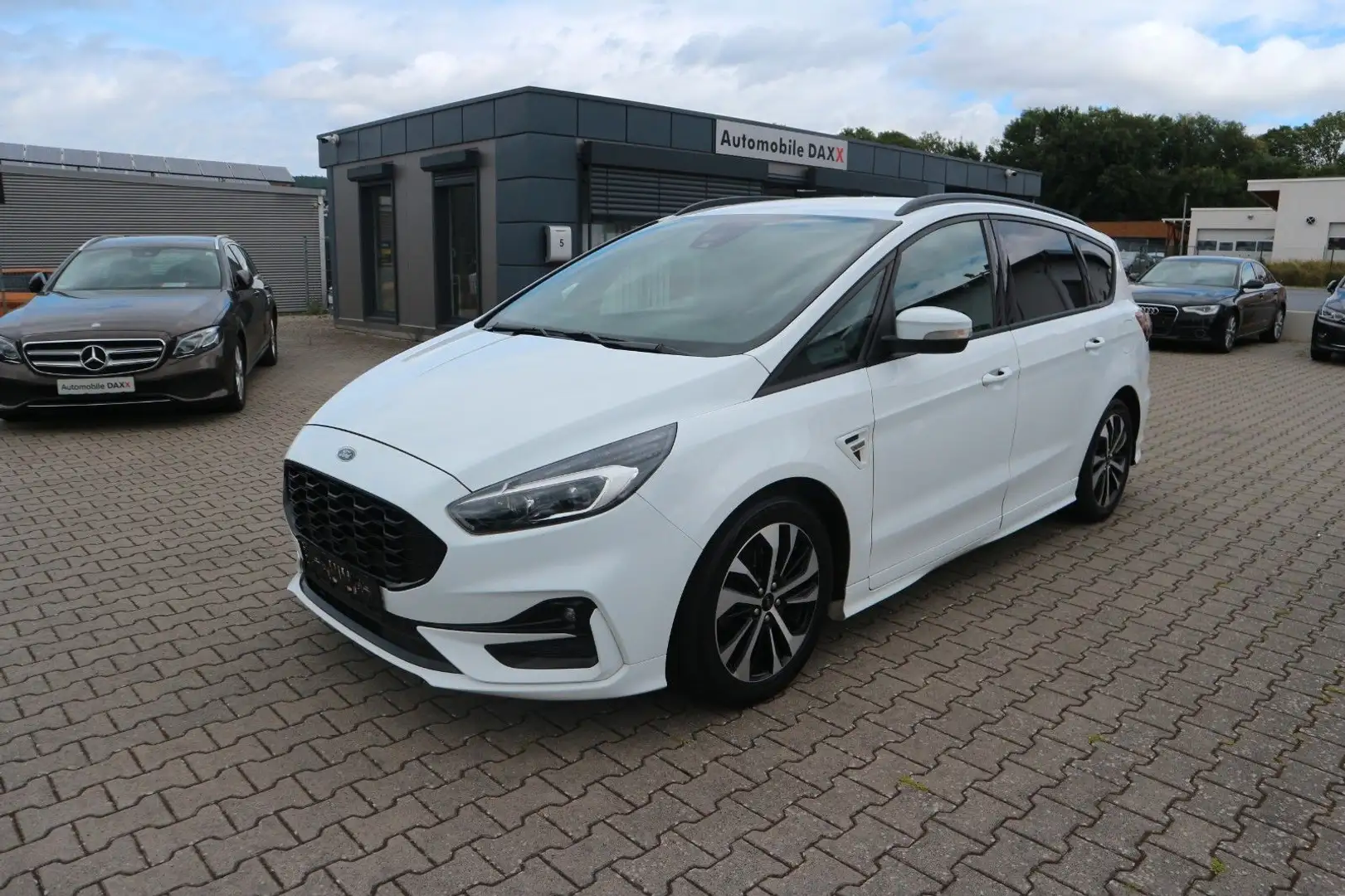 Ford S-Max S-MAX 1.5 EcoBoost ST-Line*7-Sitzer*Navi*Kamera* Weiß - 2