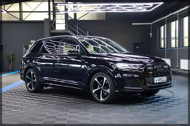 Audi Q7 50 TDI quattro S Line / EXCLUSIVE / PANO