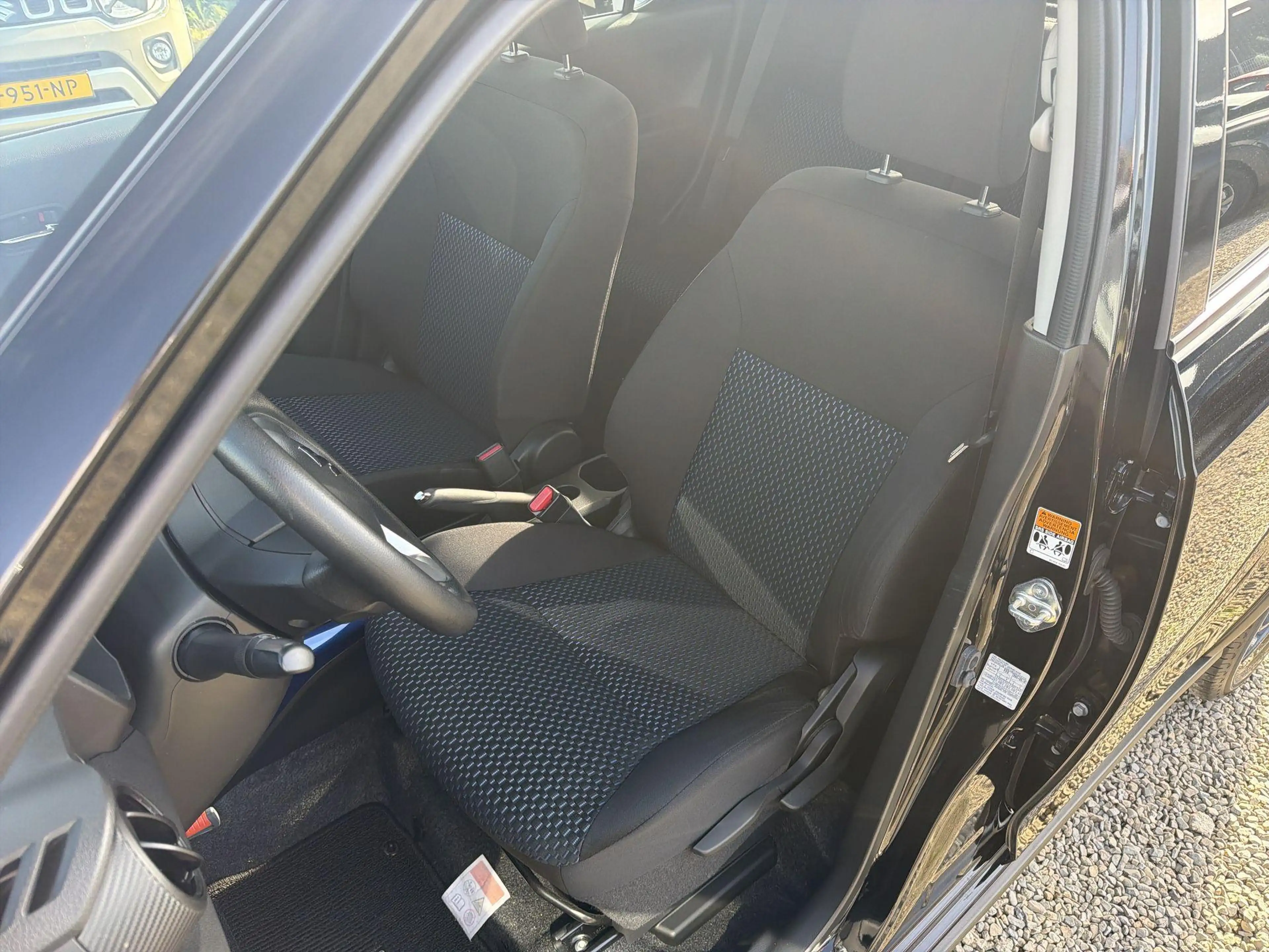 Suzuki Ignis 1.2 Smart Hybrid Select | Rijklaar | — photo 11