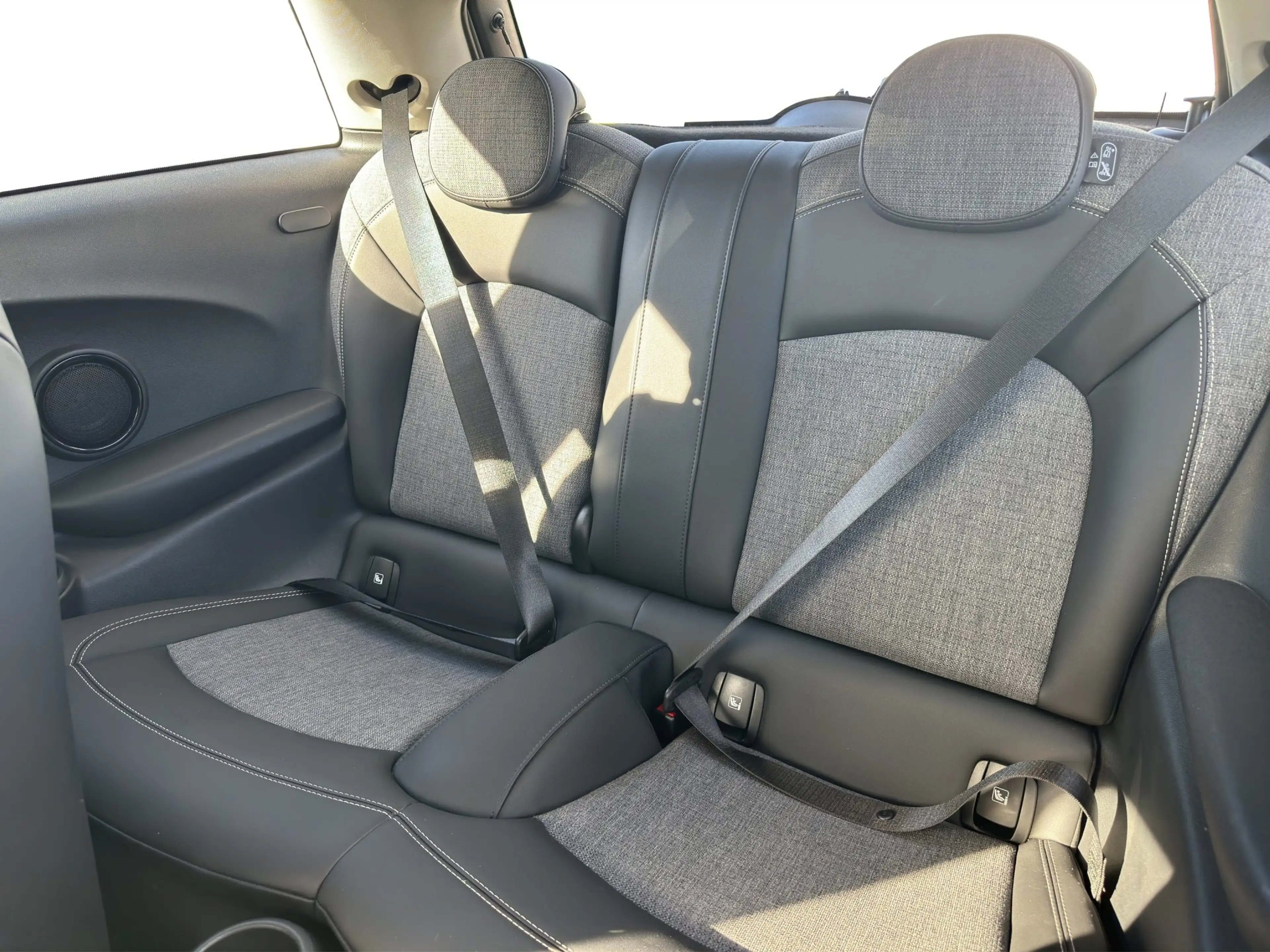 MINI Cooper SE Classic Trim — photo 9