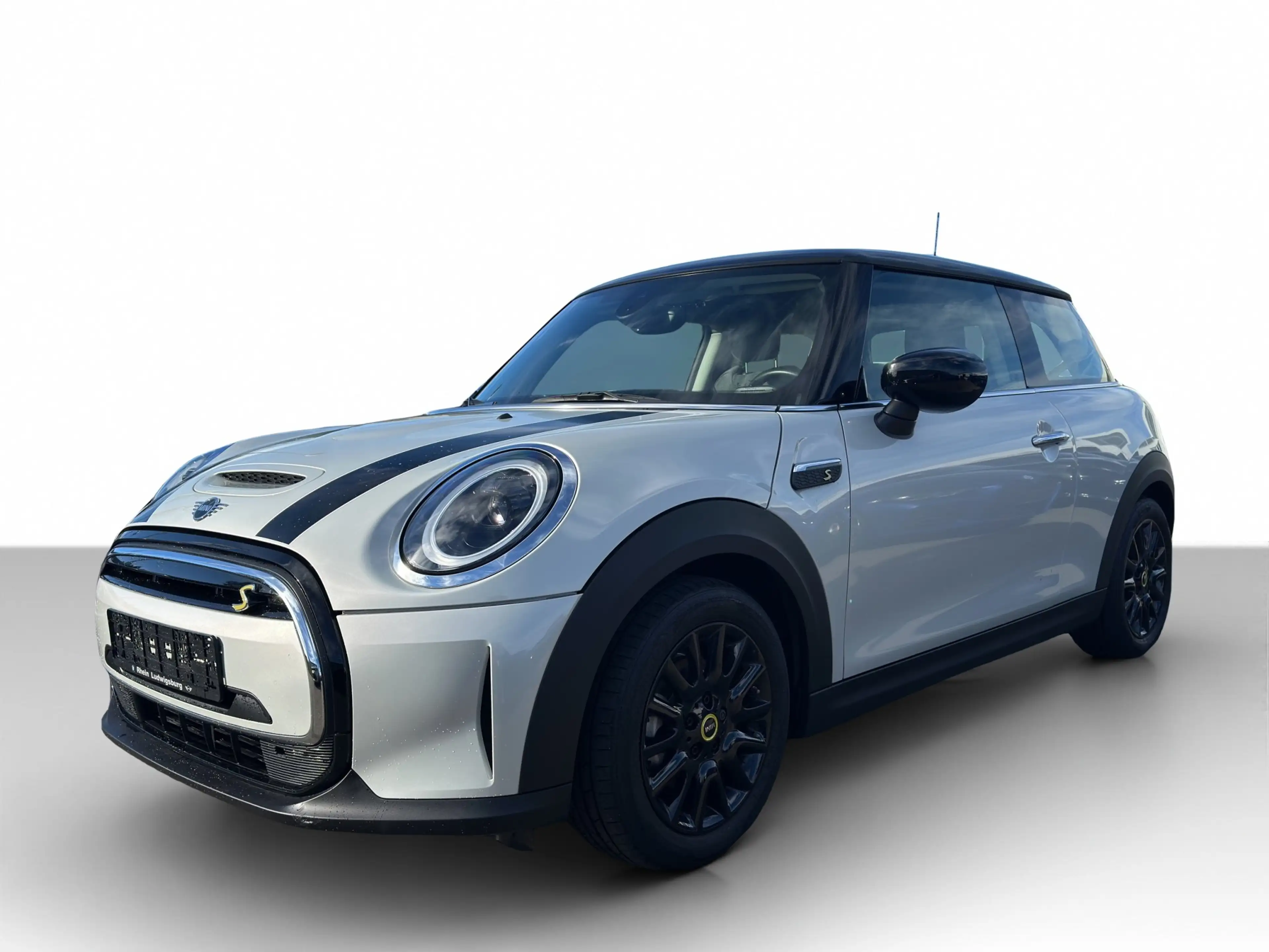 MINI Cooper SE Classic Trim — photo 2