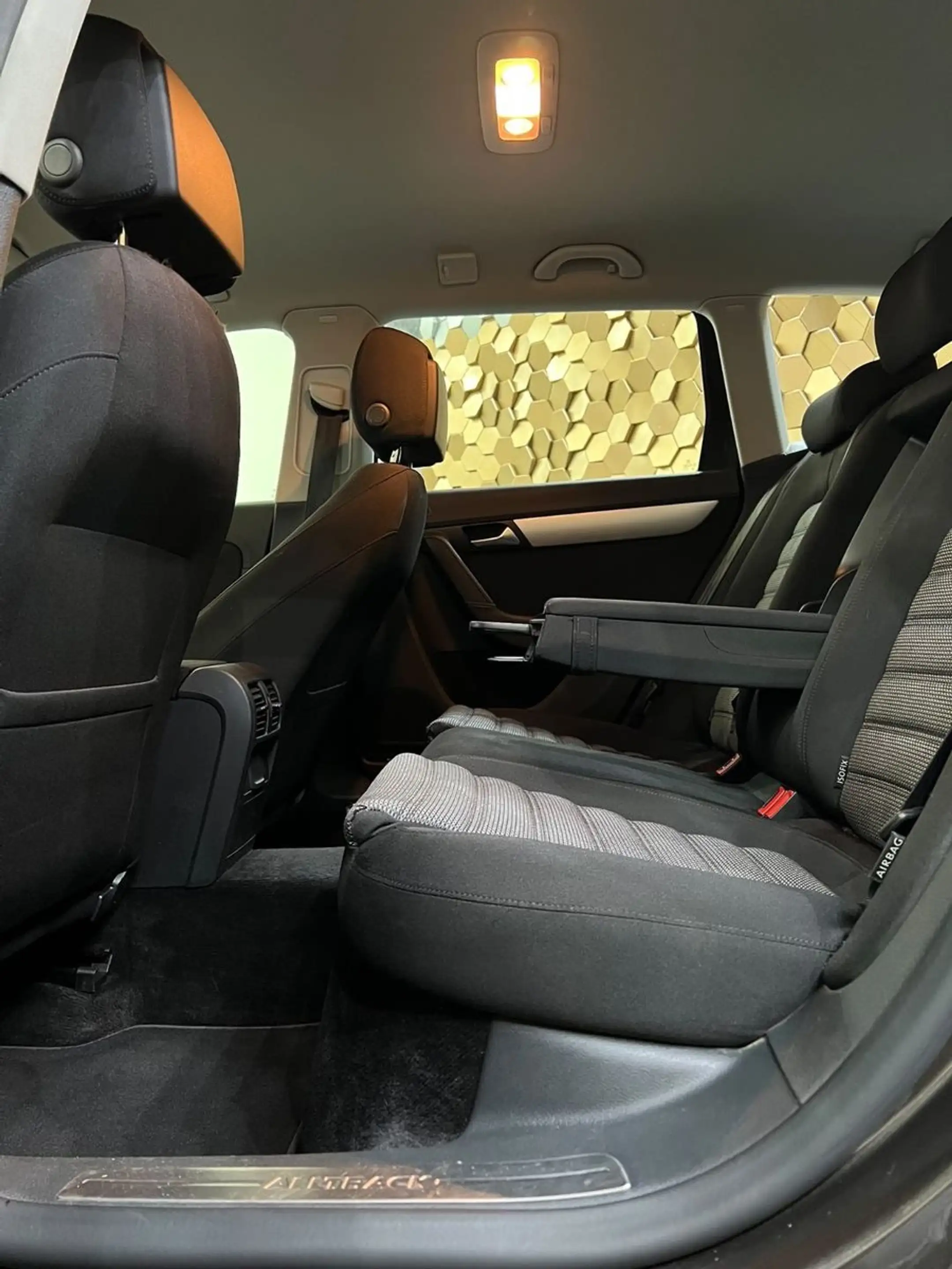 Volkswagen Passat Alltrack Variant 4Motion /DSG/AHK/ — photo 13