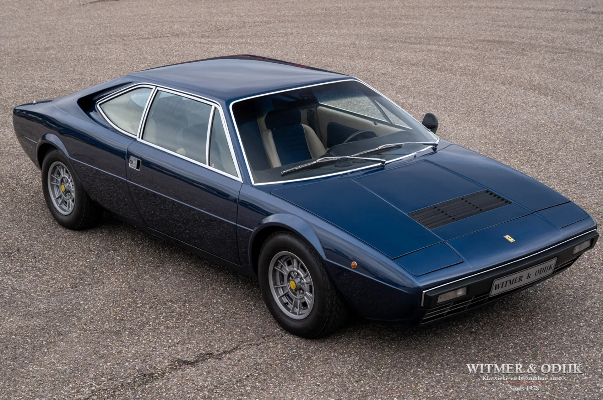 페라리 Dino GT 1976 네이비 사진 4
