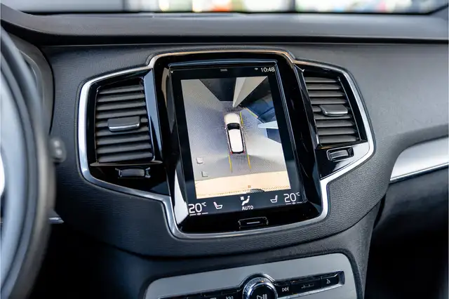 Volvo XC90 view 20