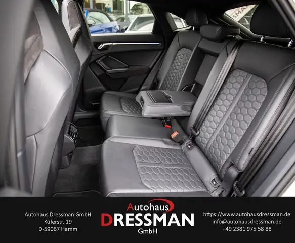 Audi RS Q3 view 13