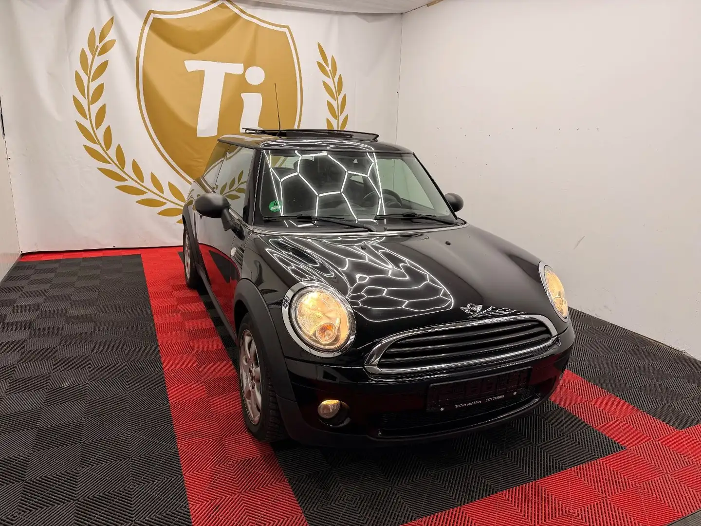 MINI One *ONE*Mini*TÜV-NEU*PANO*WENIG-KILOMETER* Schwarz - 2